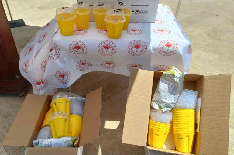 Aydın’da biyoteknik mücadeleye 13 bin tuzak desteği