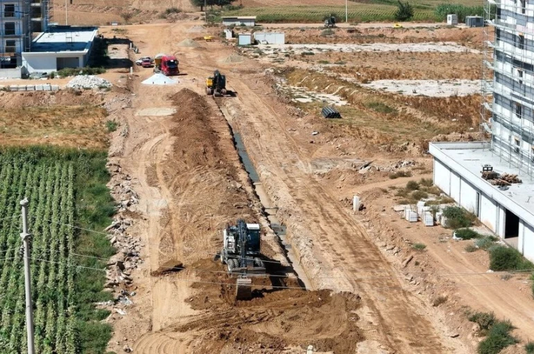 Aydın’da yol yapım ve yenileme çalışmaları tüm hızıyla sürüyor