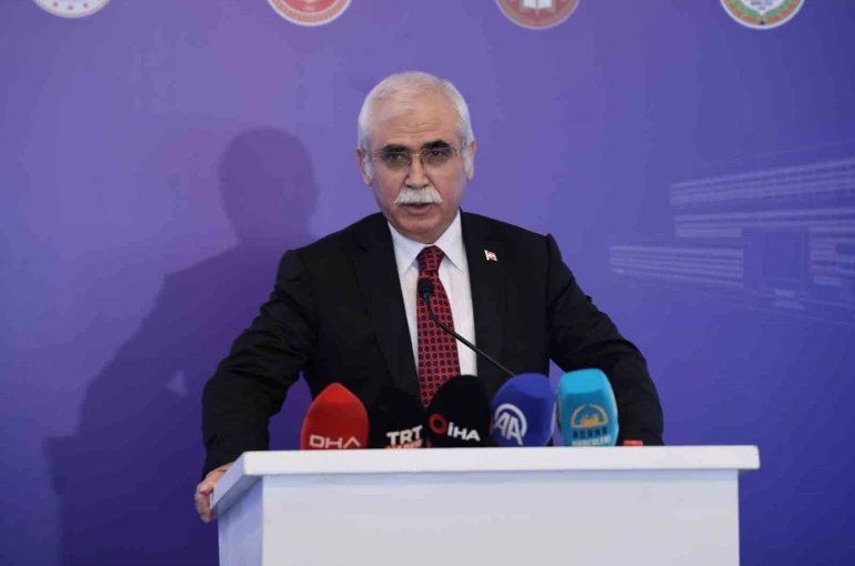 AYM Başkanı Özkaya: "14 yılda 739 bin başvuru yapıldı, 87 bin ihlal kararı verildi"