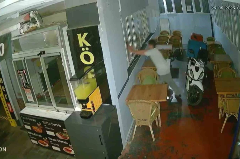 Aynı gün 4 iş yerine giren hırsız tutuklandı
