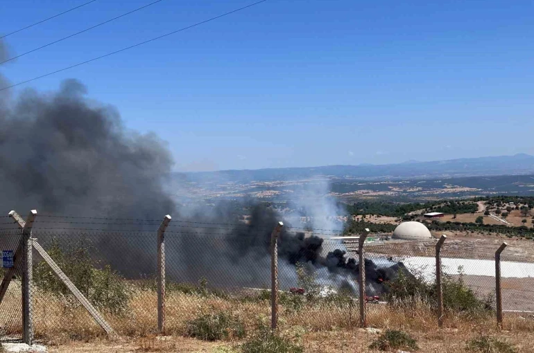 Ayvacık’ta katı atık ve bertaraf tesisinde yangın