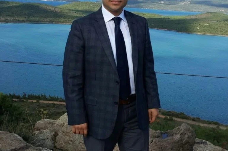 Ayvalık’ın sevilen başsavcısı Metin Tokel İzmir Cumhuriyet Başsavcı vekilliğine atandı