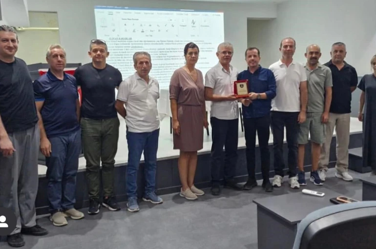 Ayvalık’ta denizcilik lisesine ISO 9001 kalite belgesi