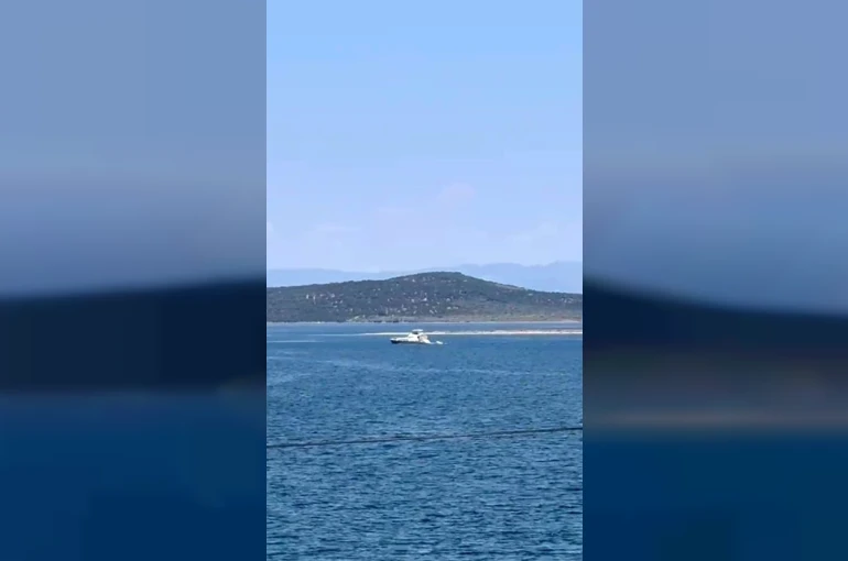Ayvalık’ta denizde kaybolan genç için arama kurtarma çalışmaları sürüyor