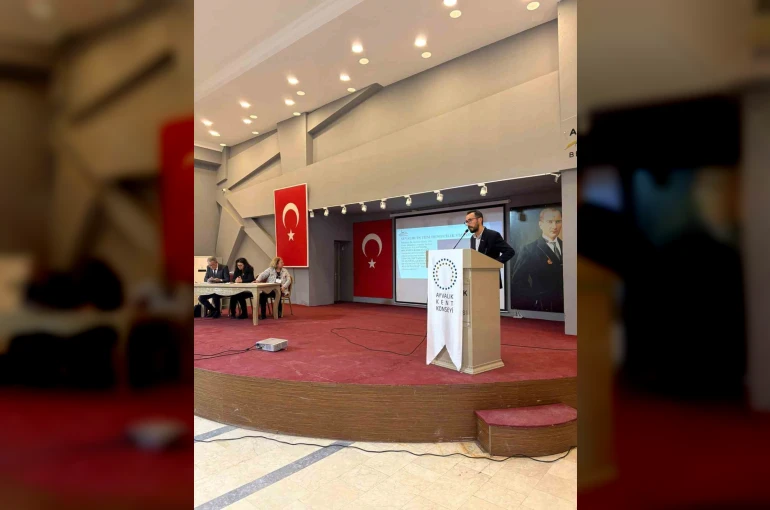 Ayvalık’ta yeni nesil yat limanı ve çekek yeri projesi tanıtıldı