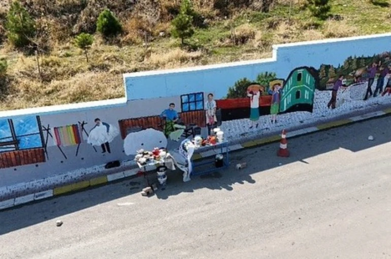 Babadağ duvar resimleriyle güzelleşiyor