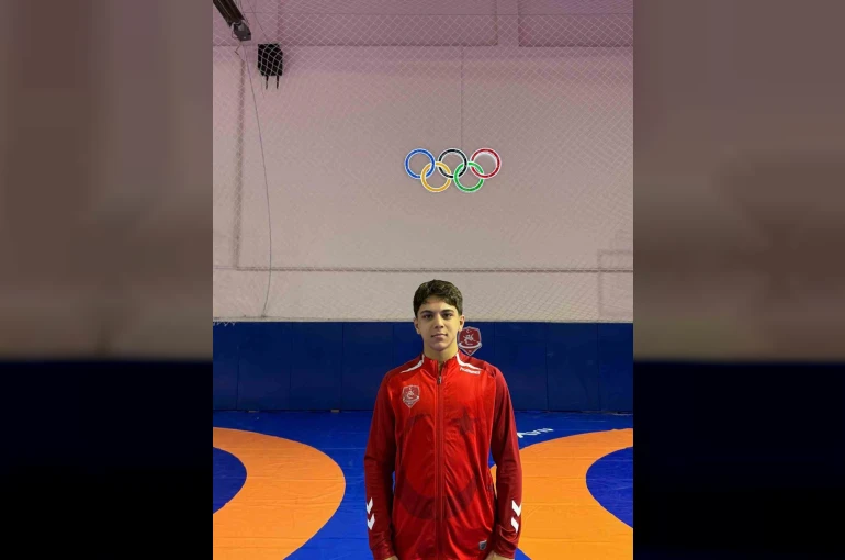Babasının izinde Avrupa yolculuğu