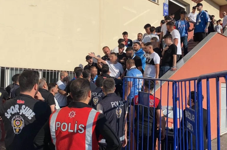 Bağcılar’da amatör maçta ortalık karıştı: 2 gözaltı