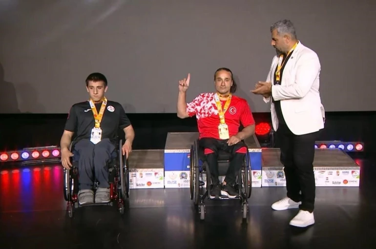 Bağcılar’ın demir bilekleri Avrupa Şampiyonu oldu