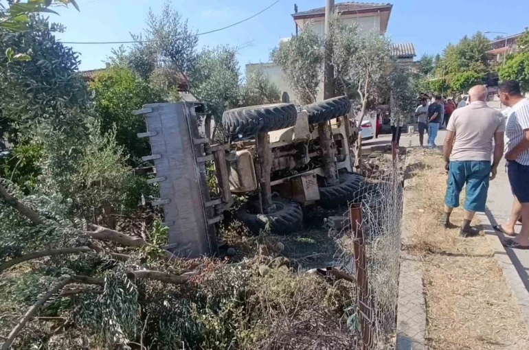Bahçeye devrilen iş makinesinin sürücüsü hayatını kaybetti
