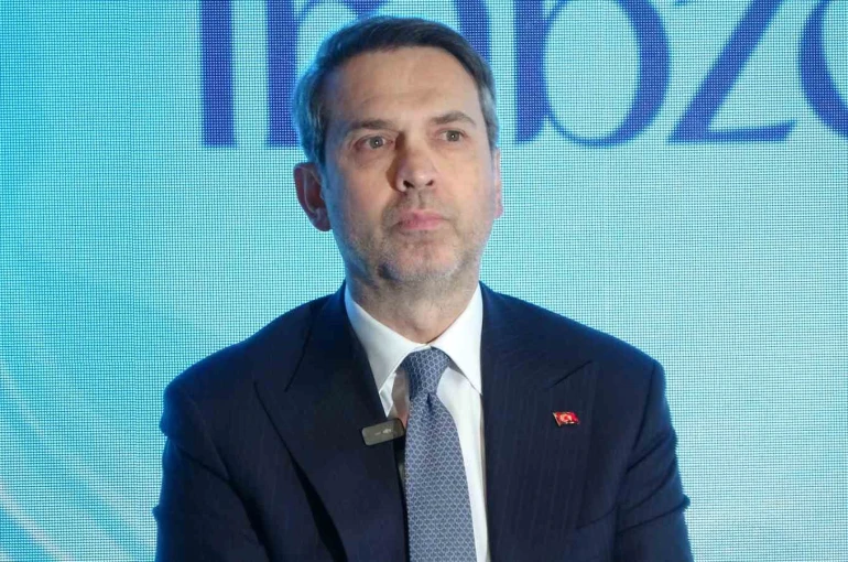 Bakan Bayraktar: "Bu sene 8 milyon haneye yetecek gazı üretmiş olacağız, 2028’de 16 milyona çıkacak"
