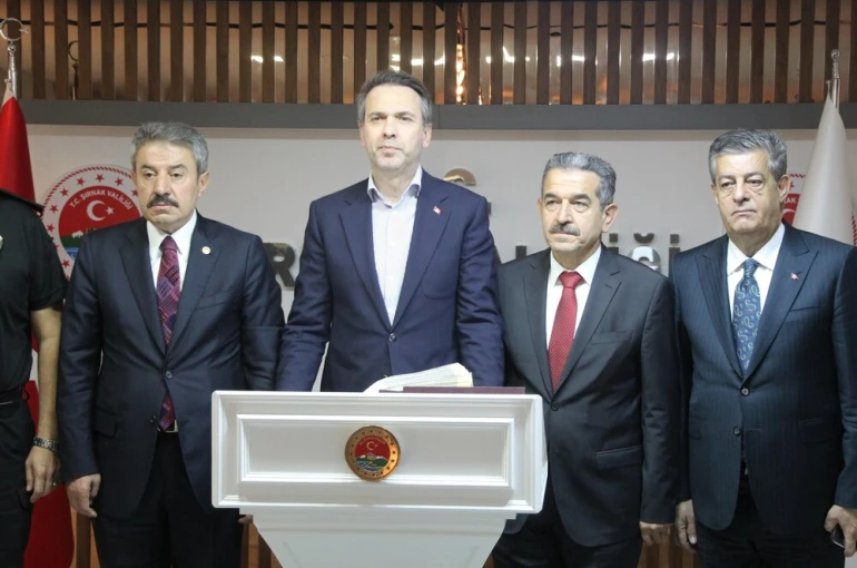 Bakan Bayraktar Şırnak'ta
