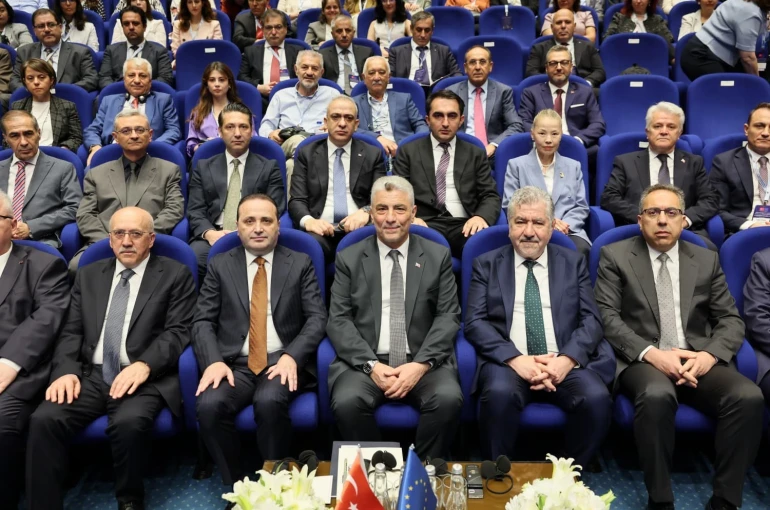 Bakan Bolat: "Dijital ürün pasaportu mekanizmasının ülkemizce uygulanmasına yönelik çalışmalar Ticaret Bakanlığımızca sürdürülmektedir"