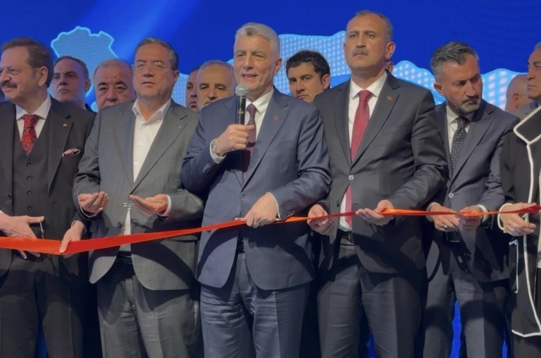 Bakan Bolat: "Gürbulak’ı tamamen modernize ettik"