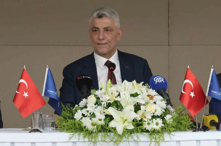 Bakan Bolat: "Türkiye 273 buçuk milyar dolar yıllık ihracat yapan bir ülke konumuna geldi"