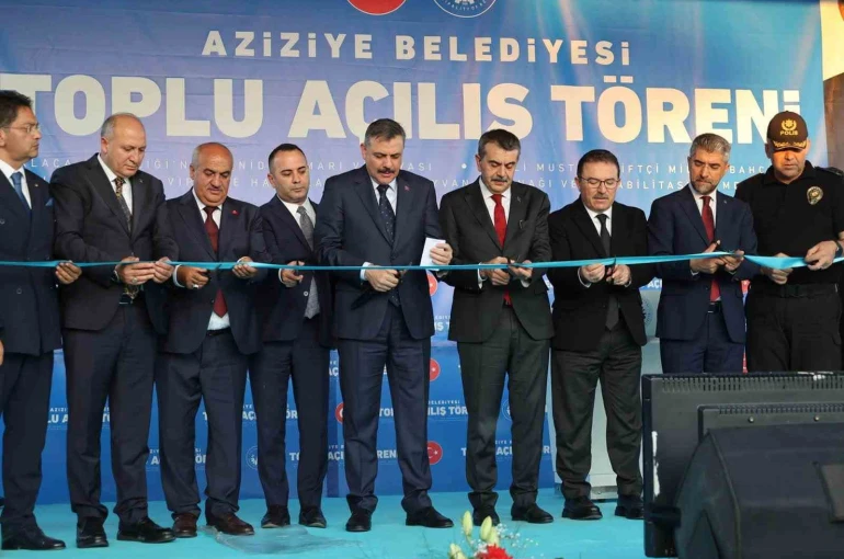 Bakan Çiftçi Aziziye’de toplu açılışlara katıldı