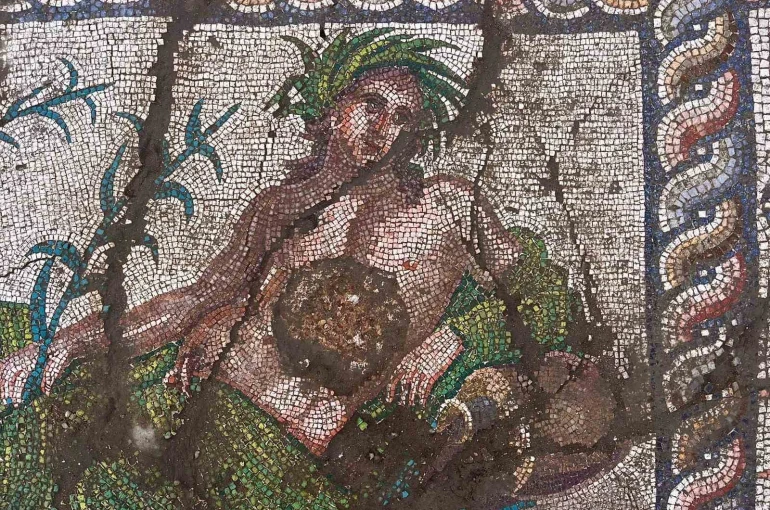 Bakan Ersoy’dan Aspendos müjdesi
