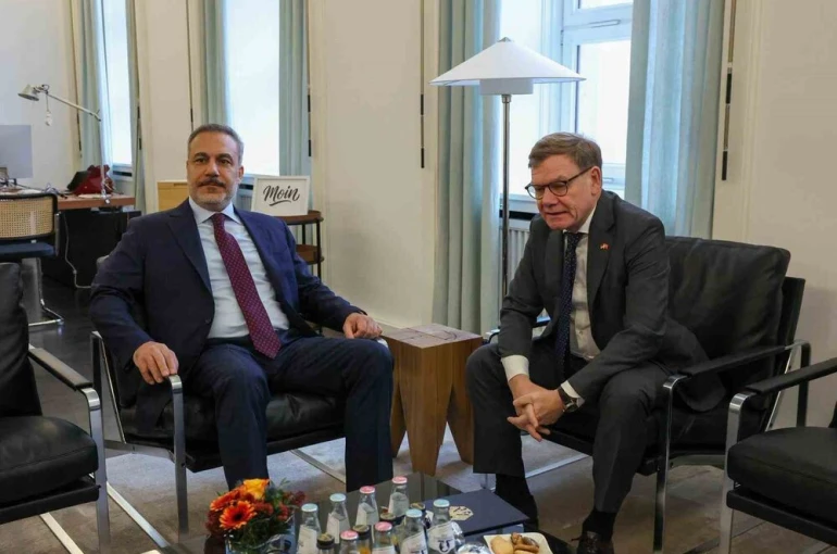 Bakan Fidan, Alman mevkidaşı Wadephul ile görüştü
