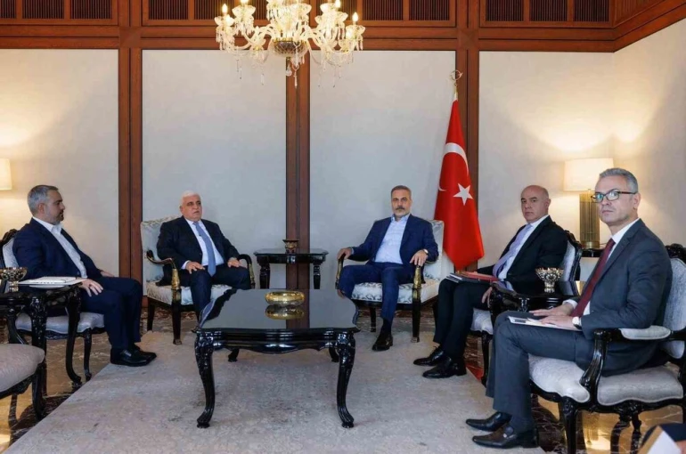 Bakan Fidan, Haşdi Şabi Komisyonu Başkanı el-Feyyad’ı kabul etti