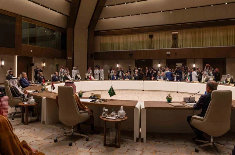 Bakan Fidan, Riyad’da bölgesel gelişmelerin ele alındığı toplantıya katıldı