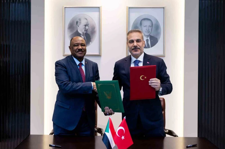 Bakan Fidan, Sudan Dışişleri ve Uluslararası İşbirliği Bakanı Salem ile görüştü