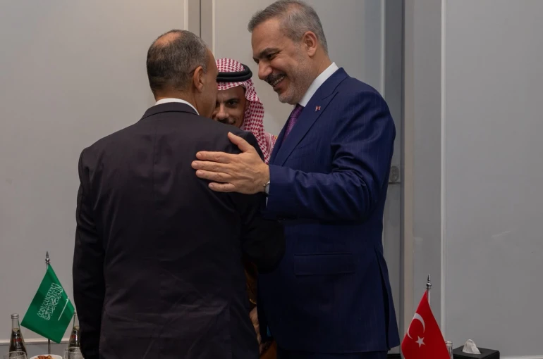 Bakan Fidan, Türkiye-Mısır-Pakistan-Suudi Arabistan Dışişleri Bakanları Toplantısı’na katıldı