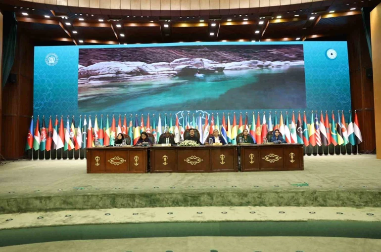 Bakan Göktaş, İİT 9. Kadından Sorumlu Bakanlar Konferansı’nda konuştu