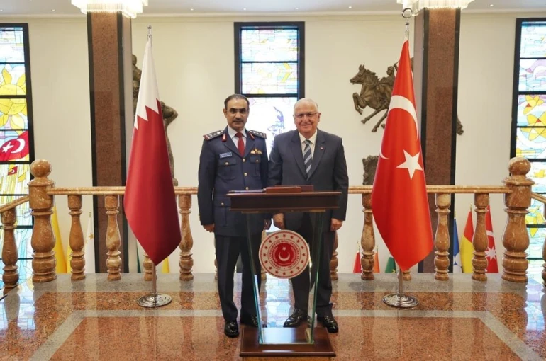 Bakan Güler, Katar Genelkurmay Başkanı Al Mannai ve Katar Kara Kuvvetleri Komutanı Al-Attiyah ile görüştü