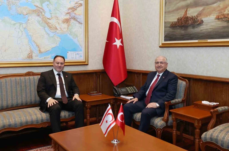 Bakan Güler, KKTC Meclis Başkanı Öztürkler ile görüştü