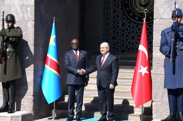 Bakan Güler, Kongo Demokratik Cumhuriyeti Cumhurbaşkanı Yardımcısı Muadiamvita ile görüştü