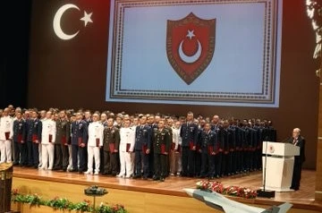 Bakan Güler: "NATO Liderler Zirvesi de ülkemizin uluslararası etki gücünün açık bir yansıması olmuştur"