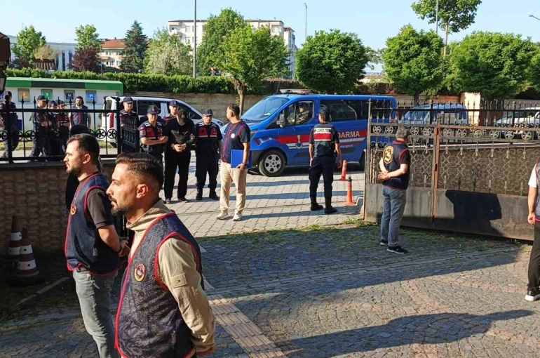 Bakan Gürlek açıklamıştı: 20 yıllık faili meçhul olayı zanlıları adliyede