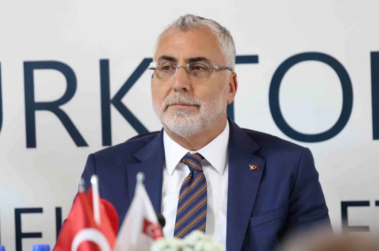 Bakan Işıkhan, İsviçre’de Türk STK Temsilcileri ile buluştu