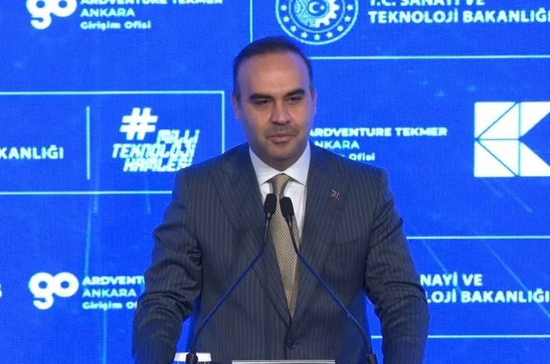 Bakan Kacır: "Ardventure TEKMER, girişimlerin küresel markalara dönüşmesi için güçlü bir zemin oluşturacak"
