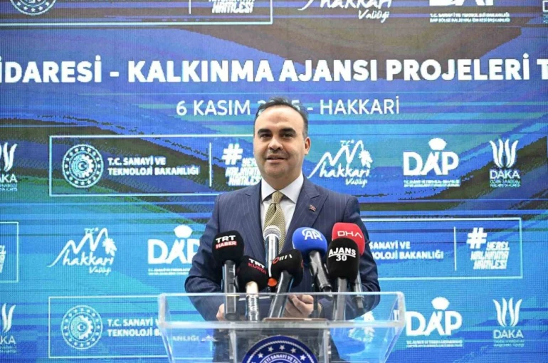 Bakan Kacır müjdeyi verdi: Doğunun incisi 2 şehre bilim ve teknoloji hamlesi