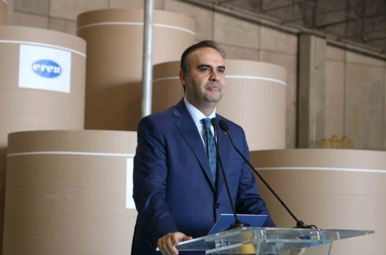 Bakan Kacır: "Türkiye, Çin’den sonra en güçlü ihracatçı ülkelerden biri"