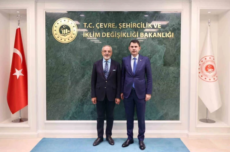 Bakan Kurum, DEM Parti Milletvekili Sakık’ı kabul etti