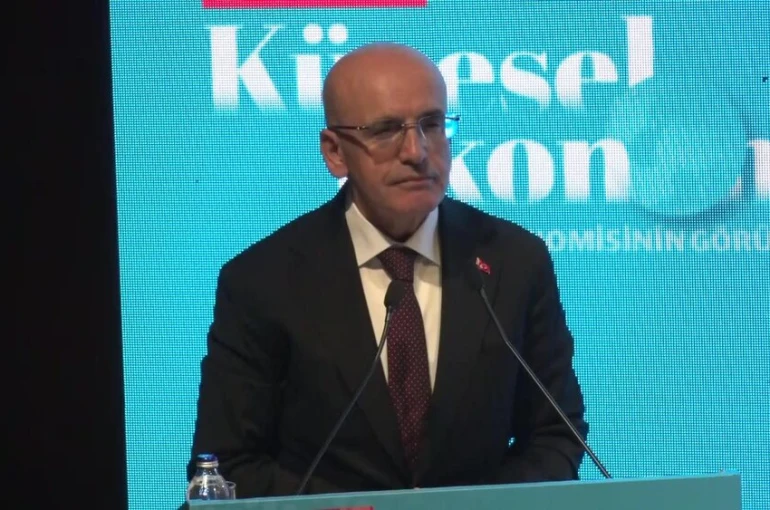 Bakan Şimşek: "2026 yılında dezenflasyonu güçlü bir şekilde devam ettireceğiz"