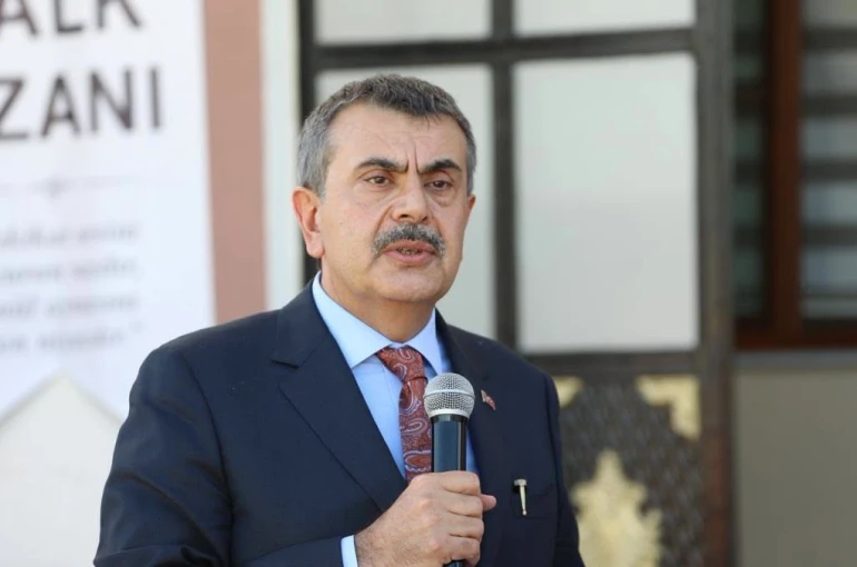 Bakan Tekin: "Derdimiz milletimizin birliği ve kardeşliğidir"