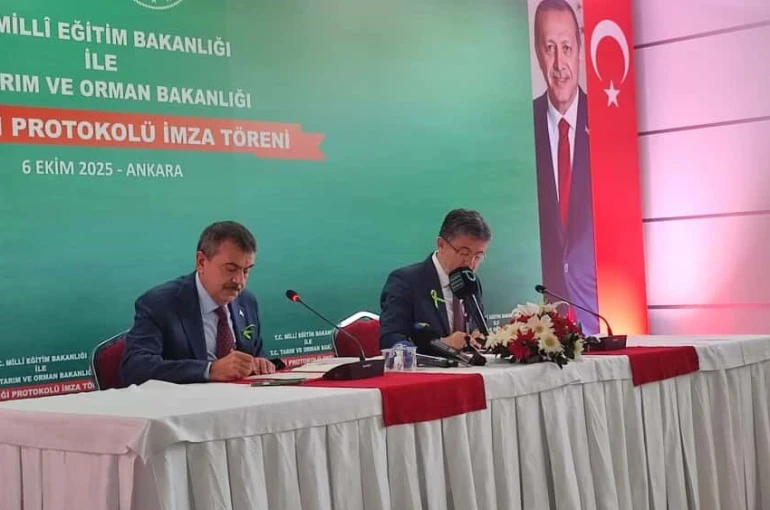 Bakan Tekin: "Tarım ve Orman Bakanlığı ile yıl içerisinde farklı etkinlikler yapacağız"
