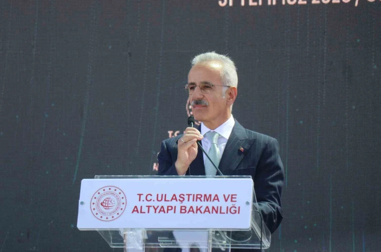 Bakan Uraloğlu: "2071’leri planlayan bir Türkiye’ye geldik"