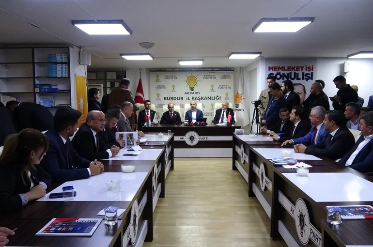 Bakan Uraloğlu: "Burdur’a 23 milyarın üzerinde hizmet ettik"
