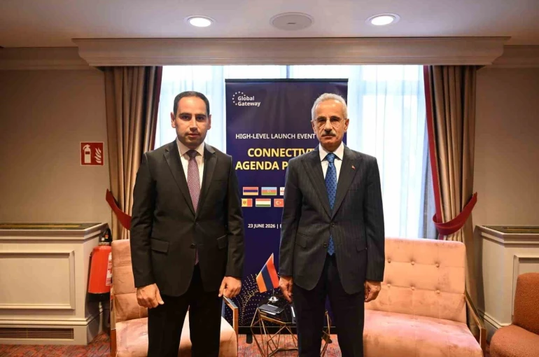Bakan Uraloğlu, Ermeni mevkidaşı Khudatyan ile görüştü
