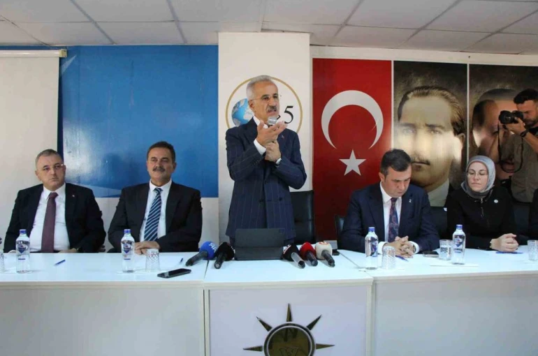 Bakan Uraloğlu: "Yaptığımız hizmetleri oy terazisine koysak her yerden yüzde 80, 90 oy alırız"