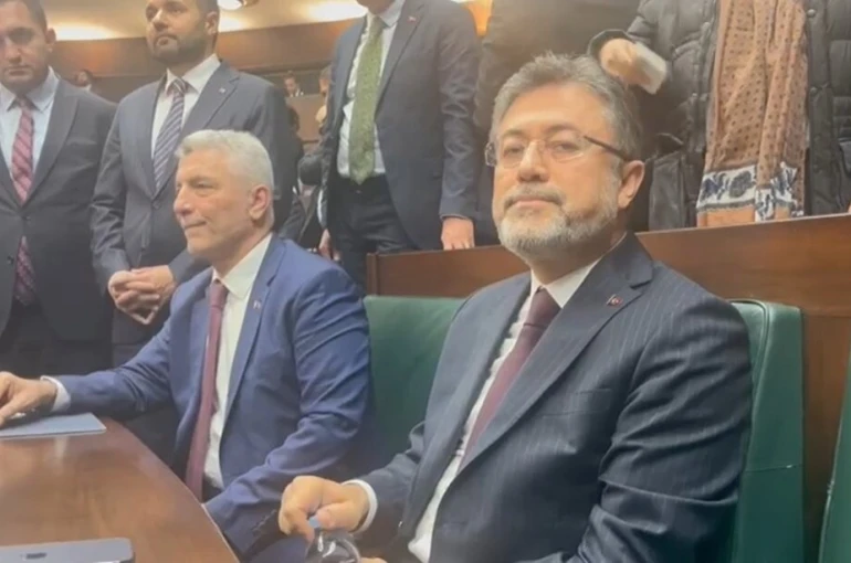 Bakan Yumaklı: "(ESK’nın şirketlere ucuza et sattığı iddiası) O belgelerin hepsini kontrol edin, bakın. Öyle olmadığını göreceksiniz"