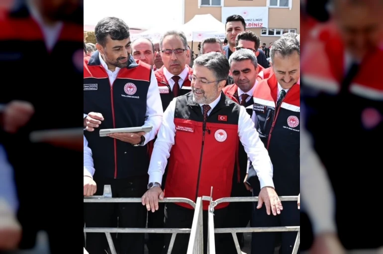 Bakan Yumaklı Kars’ta Tarım ve Hayvancılığın Gücünü Anlattı: Büyükbaş ve Küçükbaş Varlığında Artış