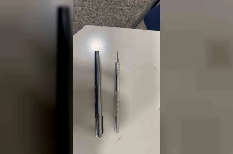Bakırköy Adalet Sarayına kalem görünümlü silahla girmeye çalışan 2 şüpheli x-ray’de fark edildi: 1 şüpheli tutuklandı