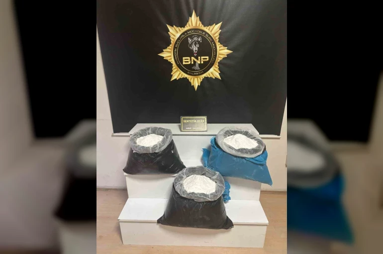 Balıkesir polisi 72 kilogram uyuşturucu madde yakaladı