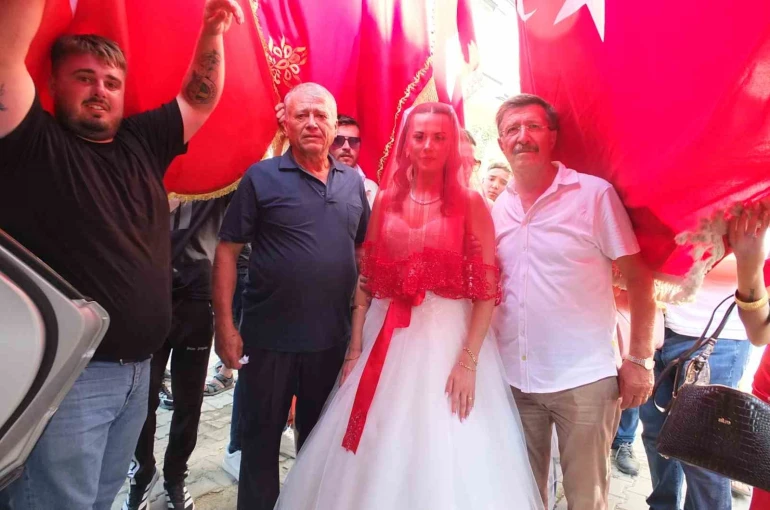Balıkesir’de asırlık düğün geleneği devam ediyor
