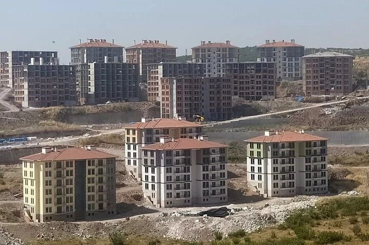 Balıkesir’de kasım ayında 2 bin 882 konut satıldı 